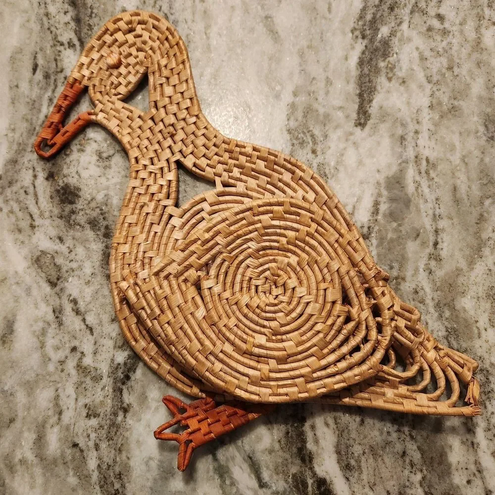 Vintage Rattan Duck Trivet Holder Wall Hanging 14